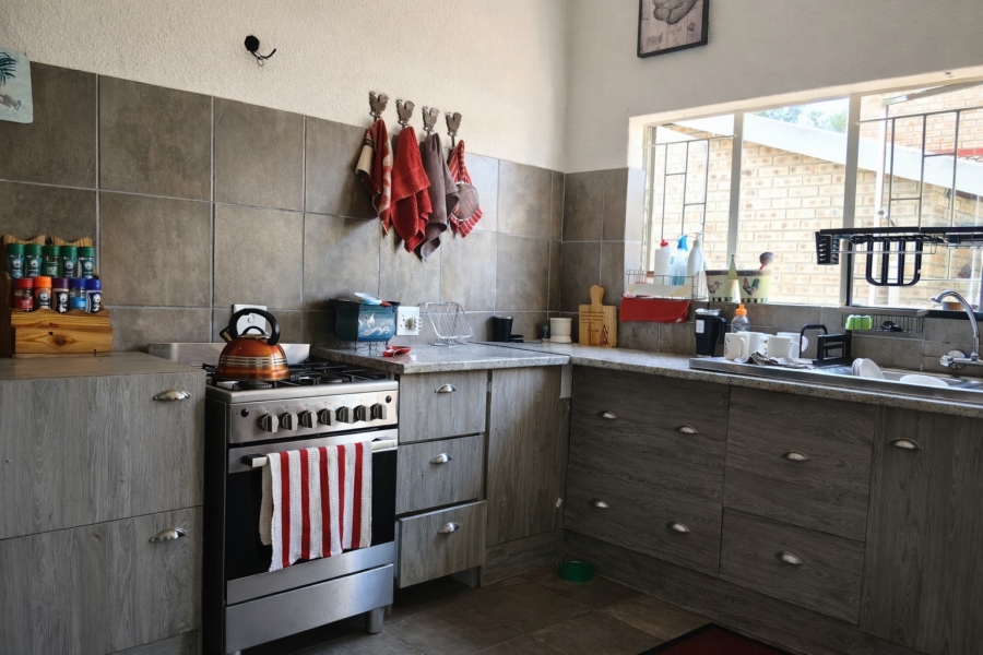 3 Bedroom Property for Sale in Protea Park North West